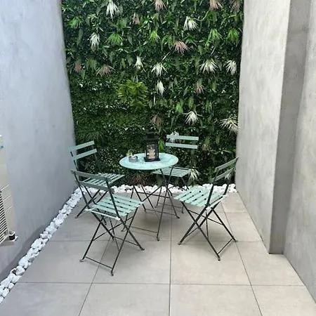 50 Nuances De Rouge Appartement *